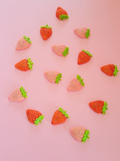 🐾𝗦𝘁𝗿𝗮𝘄𝗯𝗶𝗲 𝗦𝗺𝗼𝗼𝘁𝗵𝗶𝗲🐾