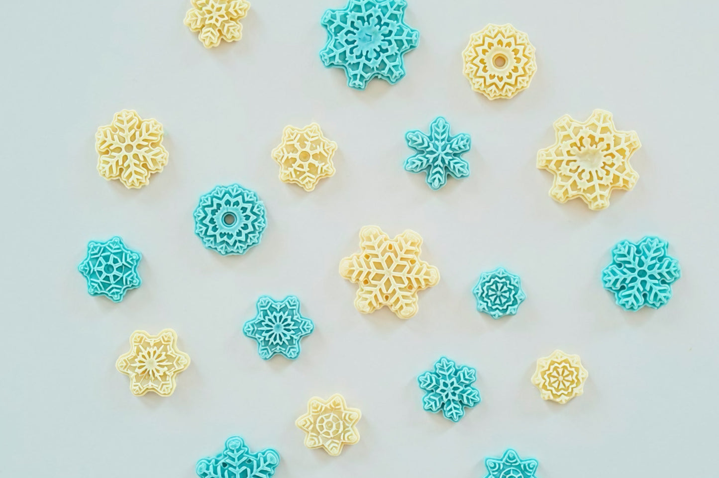 ❄️ 𝗙𝗿𝗼𝘀𝘁𝘆 𝗙𝗹𝗮𝗸𝗲𝘀 ❄️